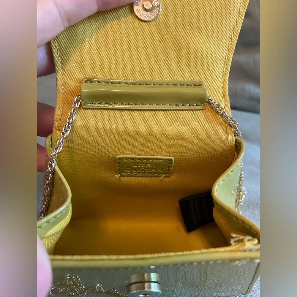 Urban Outfitters mini purse - Picture 4 of 5